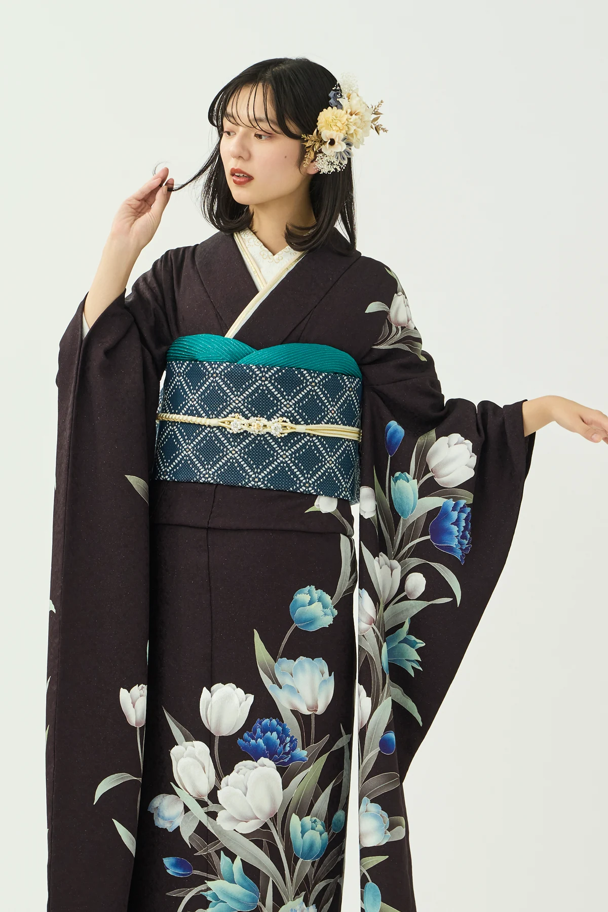 花揺れるチューリップ ビターブラウン