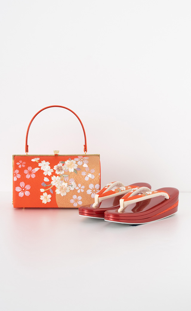 振袖用草履バッグセット 桜刺繍 赤 | きものやまと｜振袖レンタル