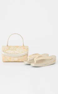 C7116100661010　振袖用草履バッグセット／華亀甲