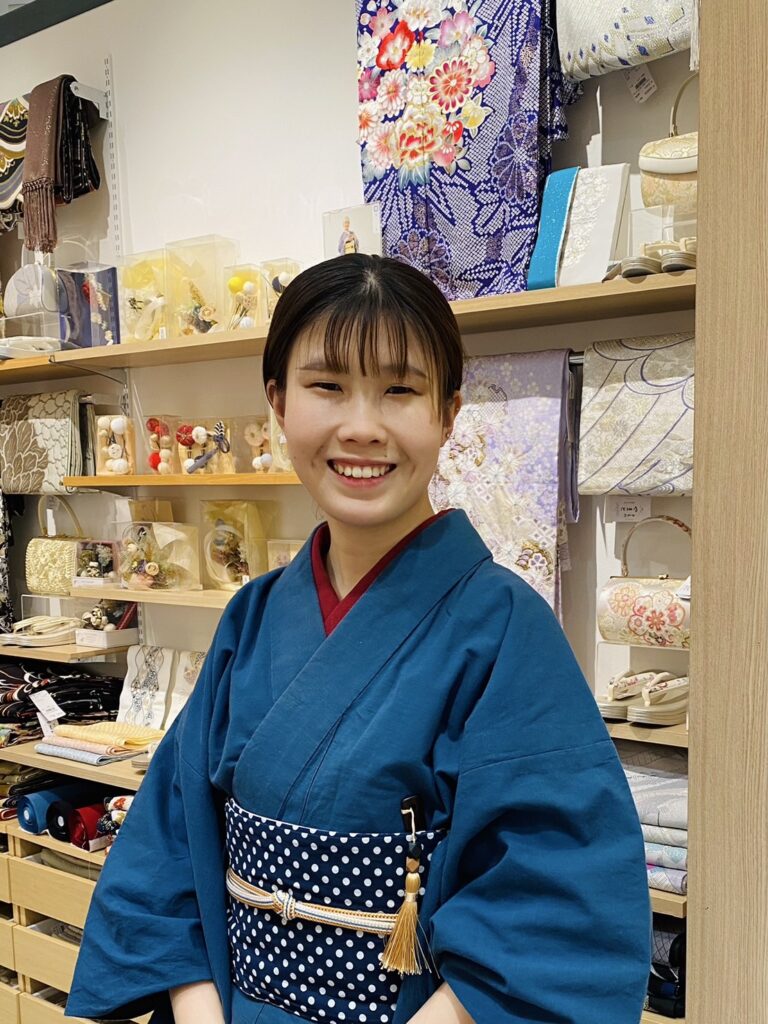 加藤愛佳