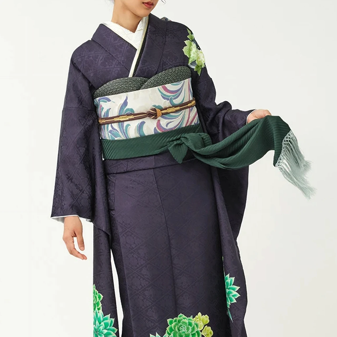 振袖で周りと被りにくい色５選｜周りと差をつけるコーデのポイントも紹介！