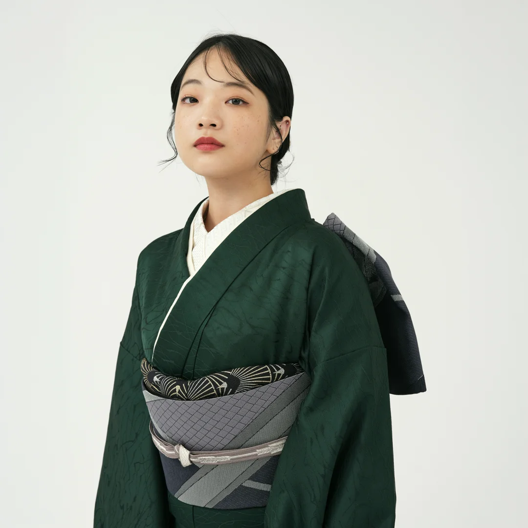 振袖を既婚者が着るのはダメ？着てもよい場面や結婚後の活用方法も解説